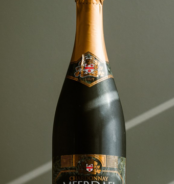 APERO : Fles gekoelde Mousserende wijn Chardonnay Meerdael Rosé 75cl : € 25/fles