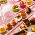 Feest van mascarpone en zwarte bessen