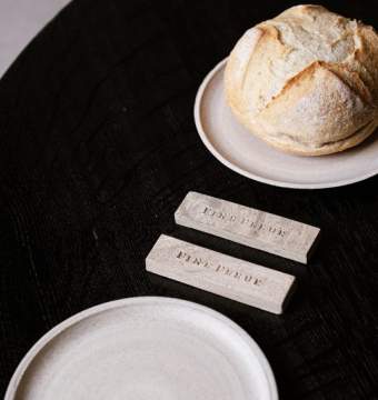 Sideplate & bestekhouder