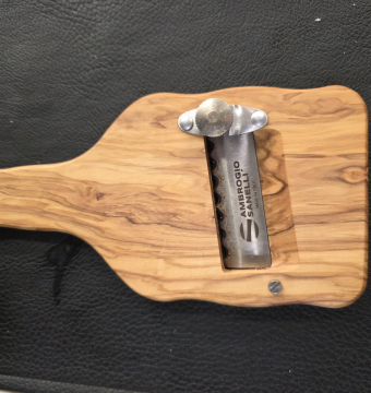 TRUFFELSCHAAF IN OLIJVENHOUT : € 37/stuk